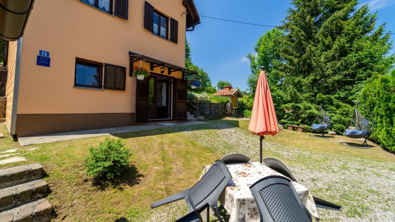 Karolina Appartement Fužine Buitenkant foto